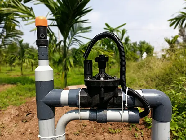 A solenoid valve is installed on an irrigation pipeline.
